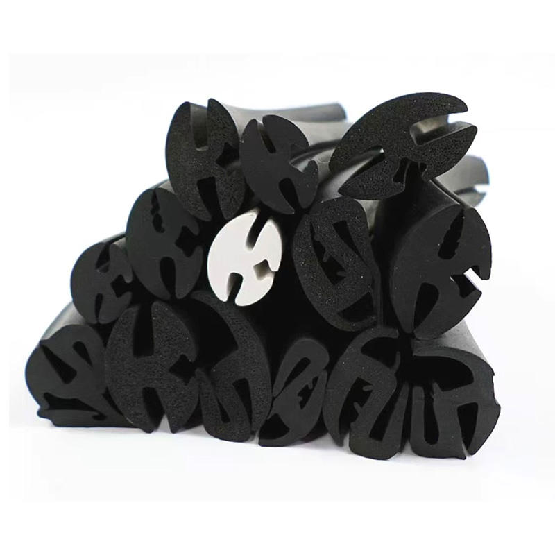 Automobile windshield seal strip