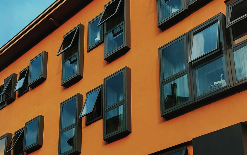 AG80  7-Chambers uPVC Casement/Awning Window with Nailing Flange