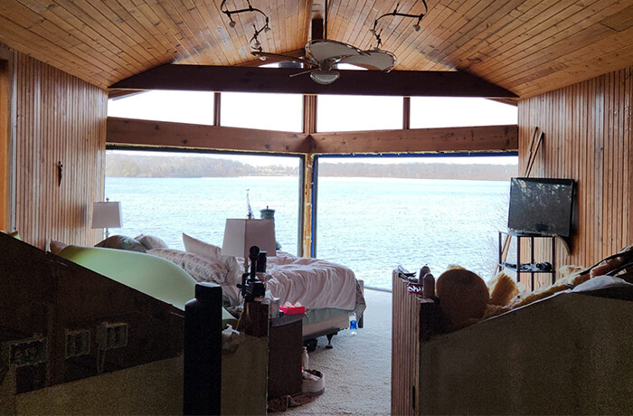 USA Lakeside villa