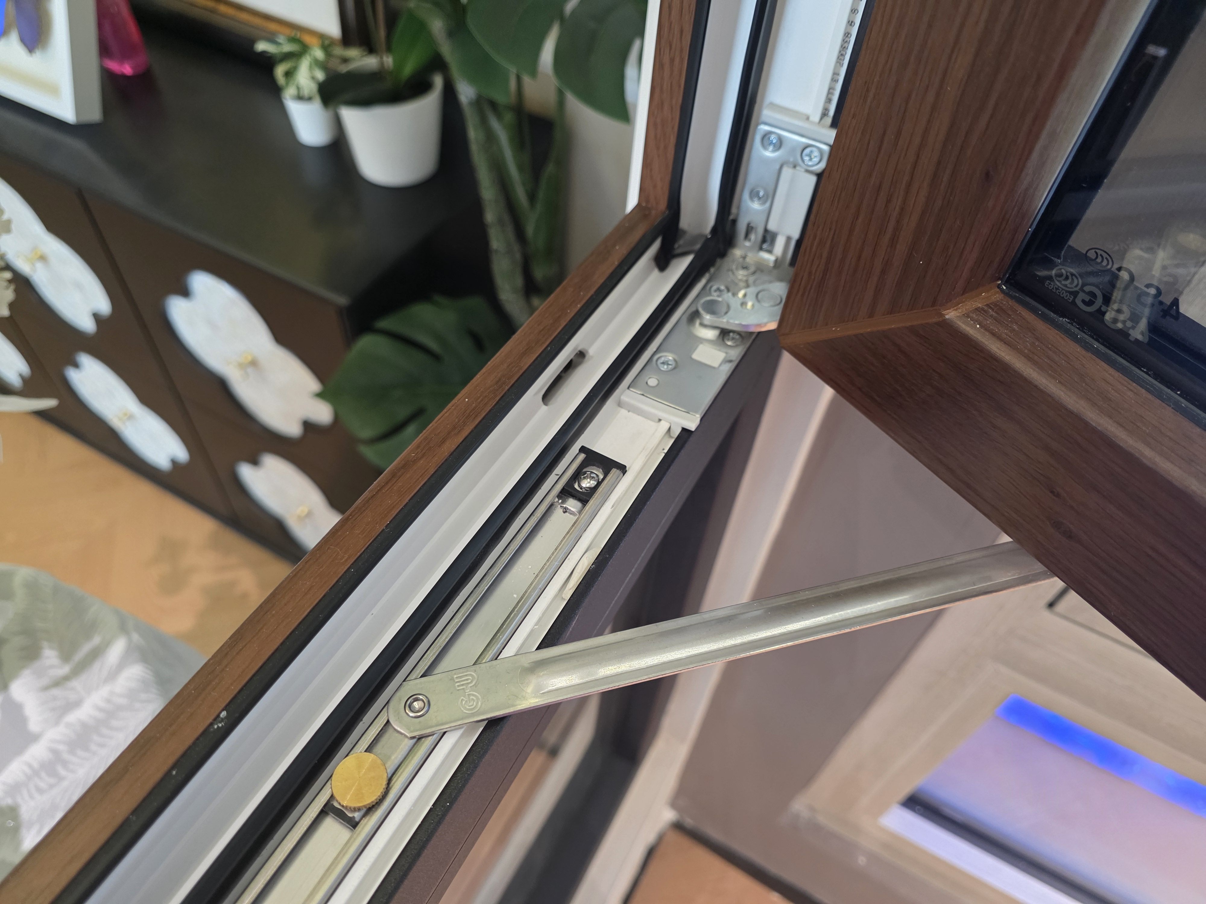 TW70 Classic NFRC Certified Thermal Break Aluminum Tilt and Turn  Windows