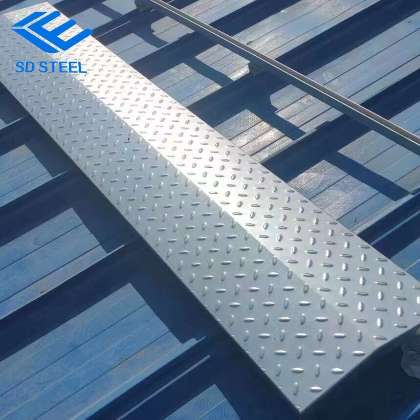 درج سقف مقاوم للماء