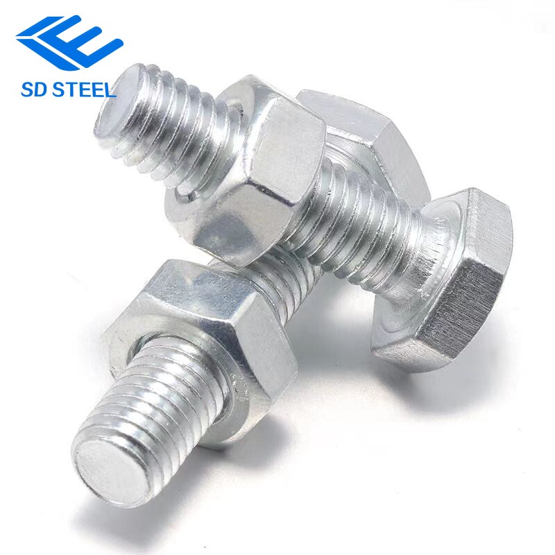 براغي حامل الألواح الشمسية