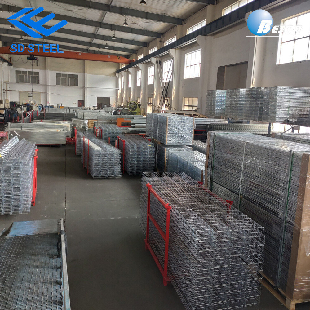 أدراج الكابلات الشبكية الفولاذية