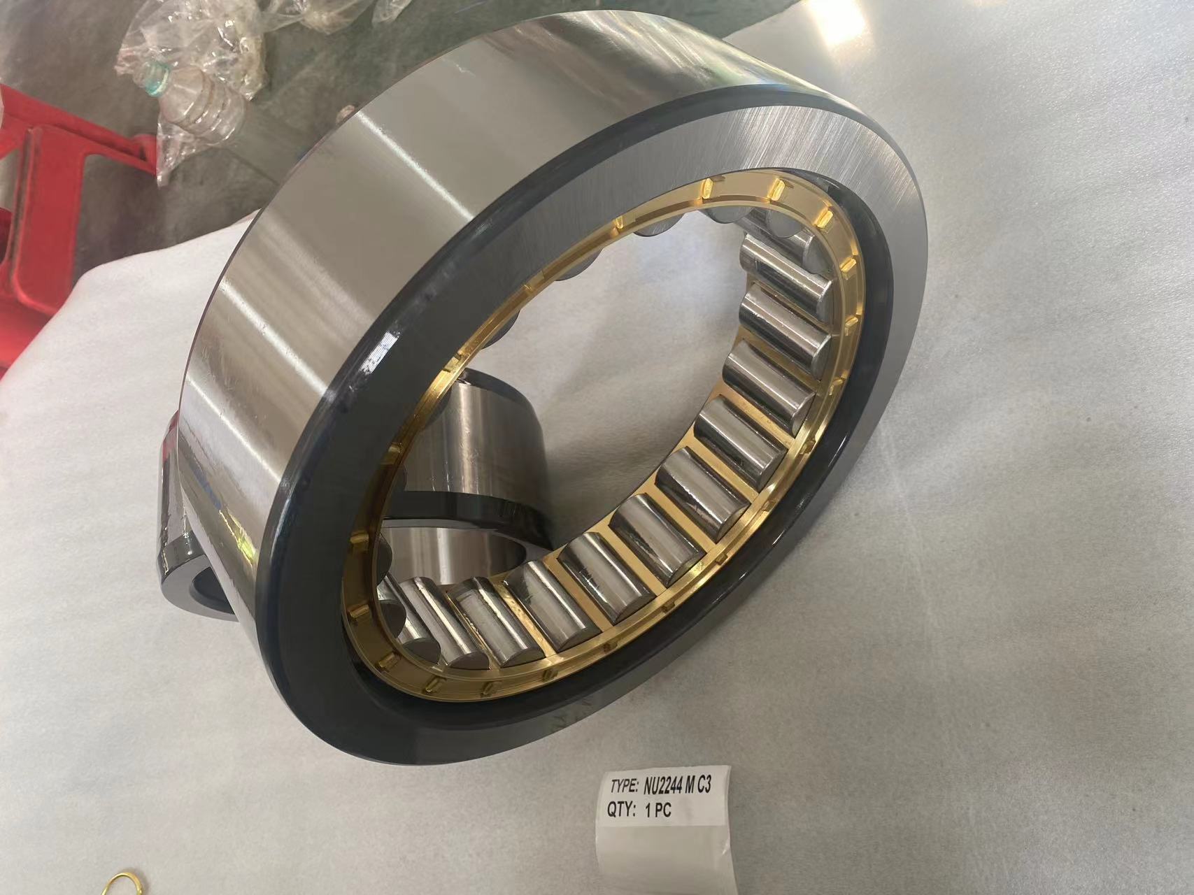 Why Choose HZK Bearing for Your Cylindrical Roller Bearings Needs?