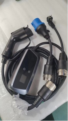 Cargador portátil para vehículos eléctricos Modo 2 con enchufes de alimentación intercambiables