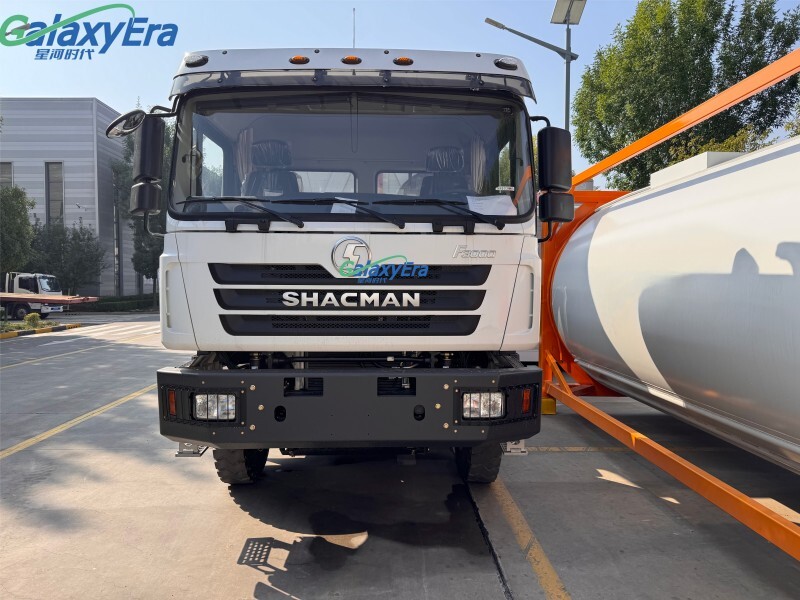 Semi-remorque à benne basculante