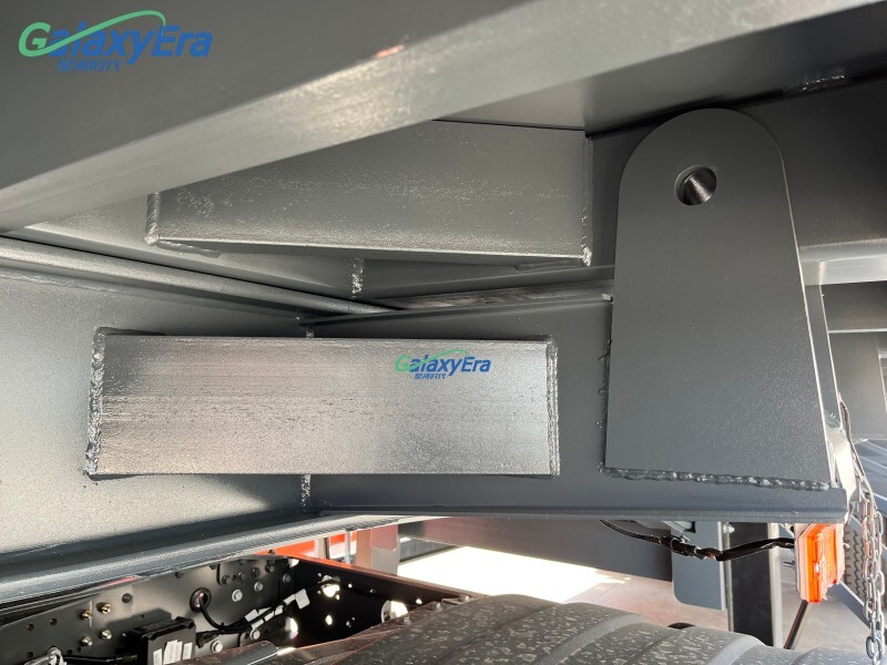 Benne basculante à ridelles 40 cubes