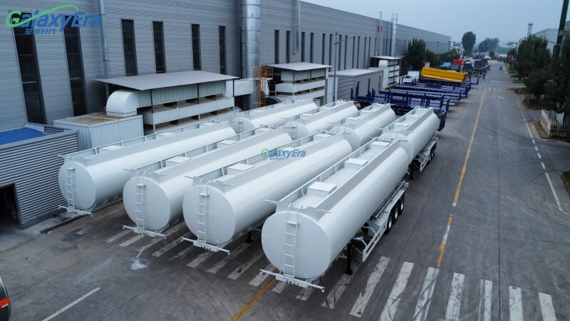 Remorque citerne à carburant