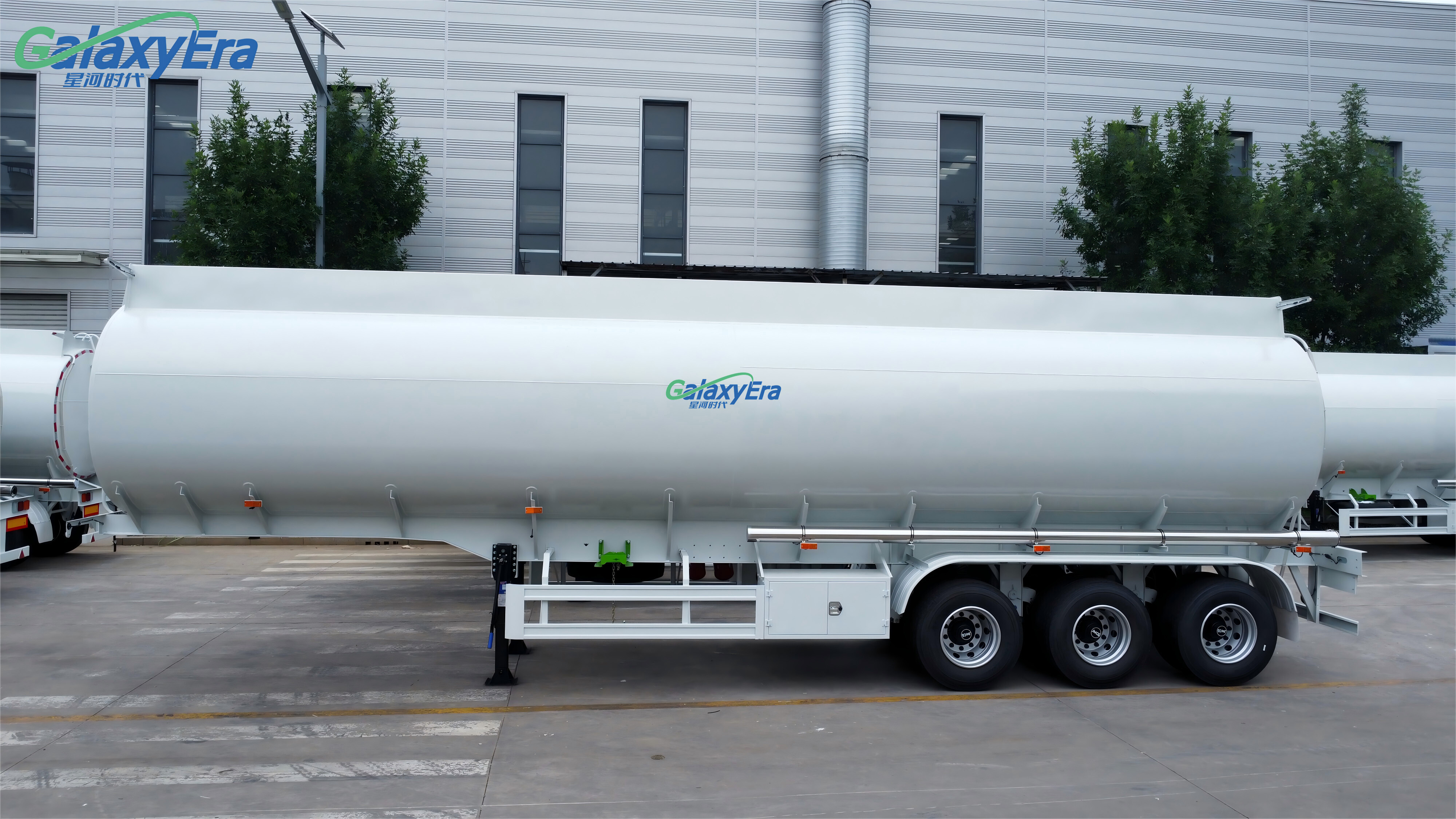 Remorque citerne à carburant