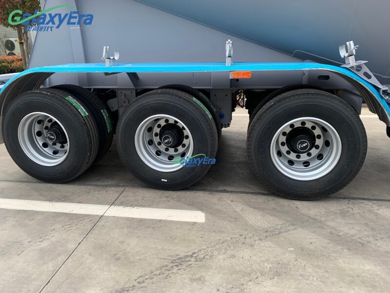 Remorque pour ciment en vrac