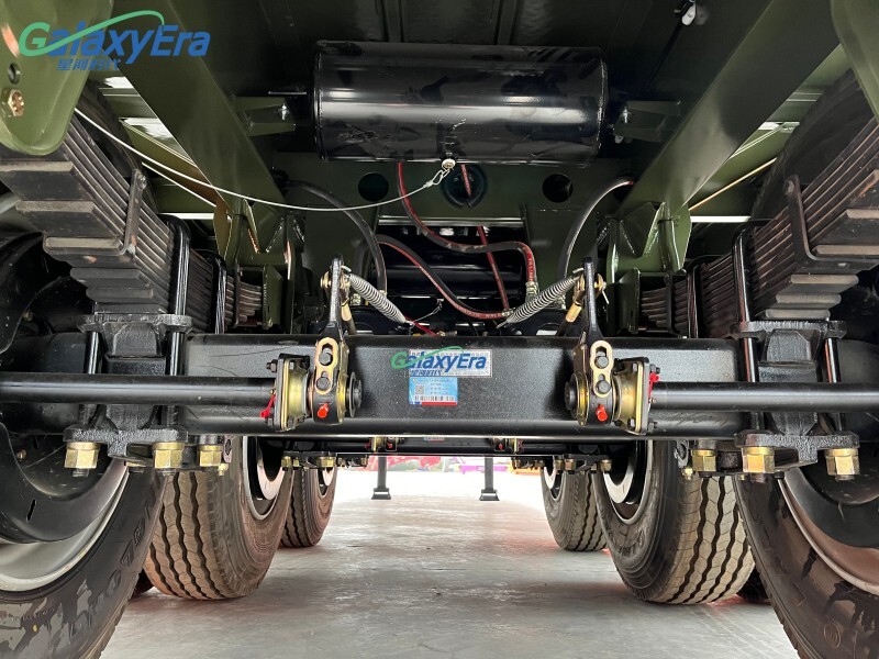 Remorque semi-porteuse à claire-voie