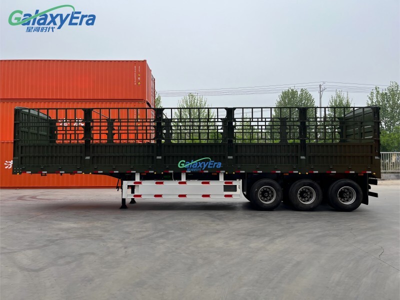 Remorque semi-porteuse à claire-voie