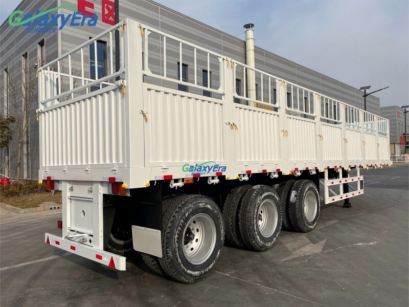Remorque de transport à clôture semi