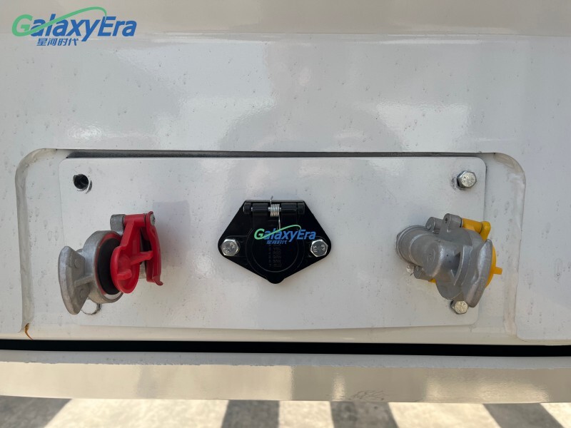 Semi-remorque terminale