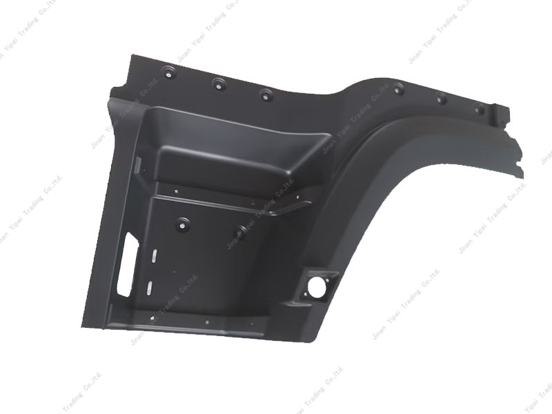 The left pedal body of the driver's cab is black.