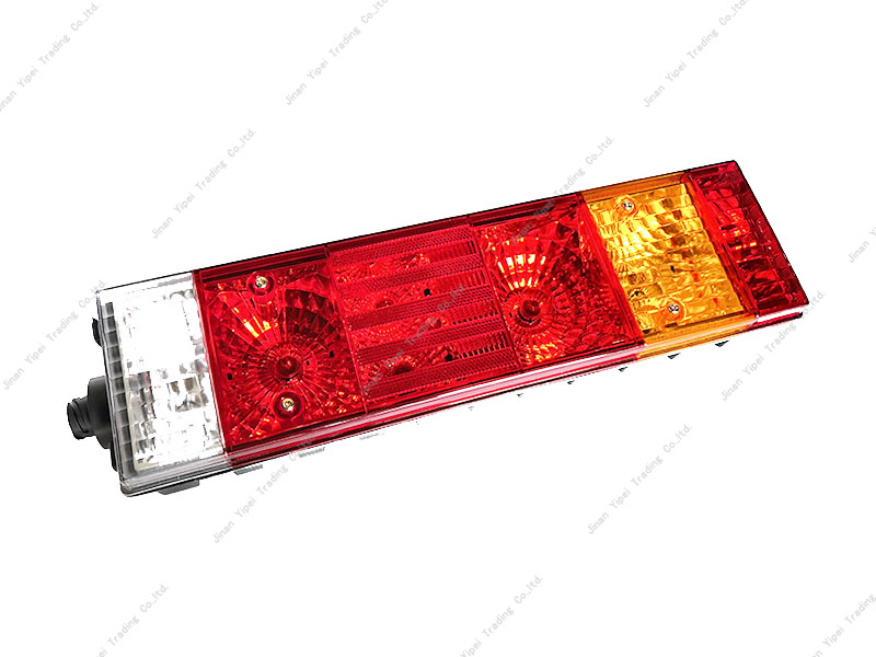 Left taillight combination