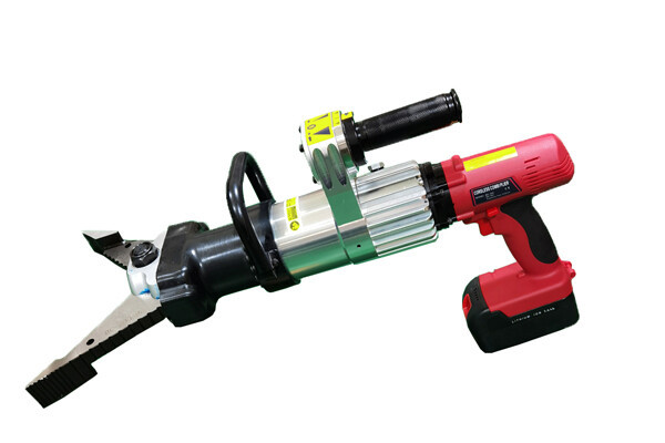 Tijeras de electricista