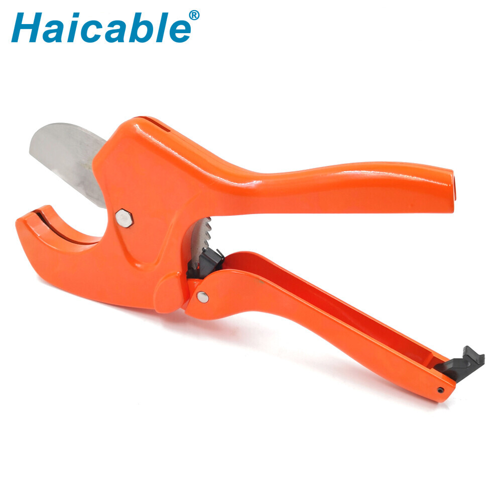 Cortadora de tubos PVC máxima Ø63 mm PC-0806B