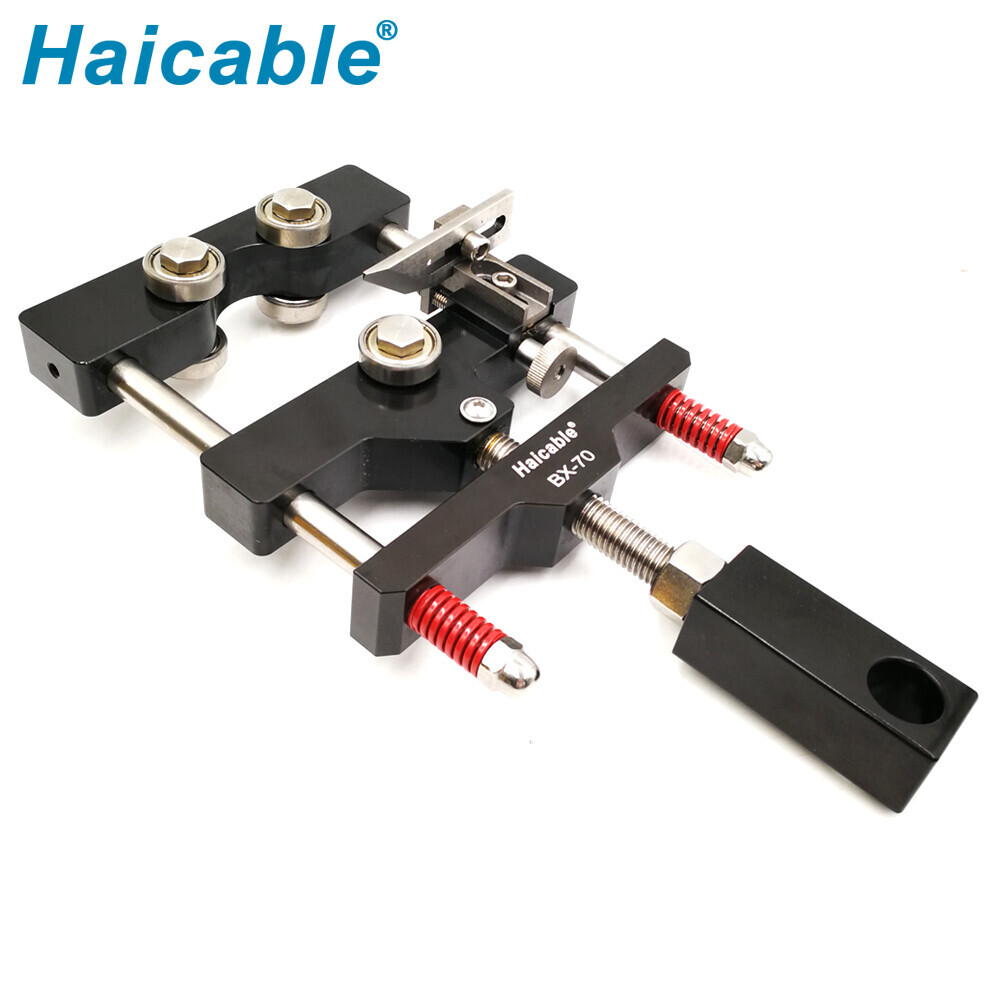 Pelacables BX-70 para cables de hasta Φ68 mm