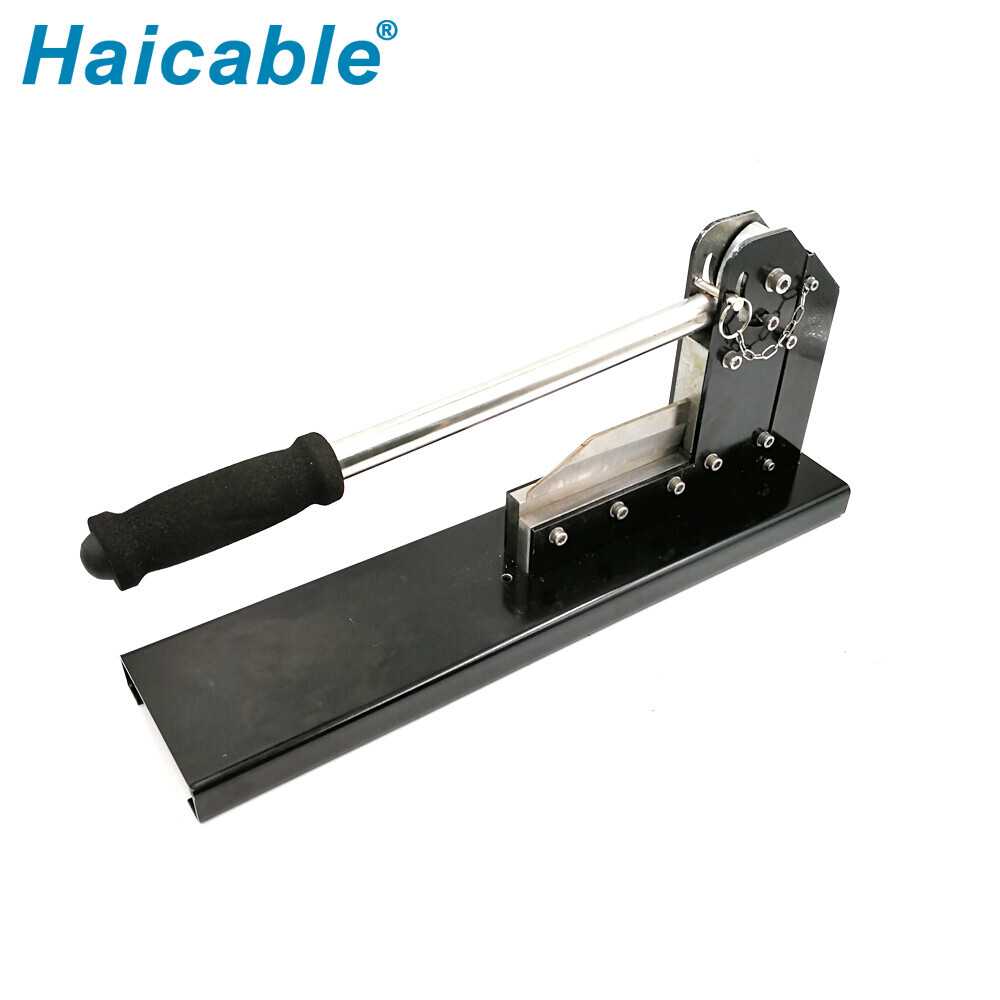 Cortadora de conducto para cableado WT-3 de 100 mm máx. Cortadora de conducto para cableado WT-3 de 100 mm máx.