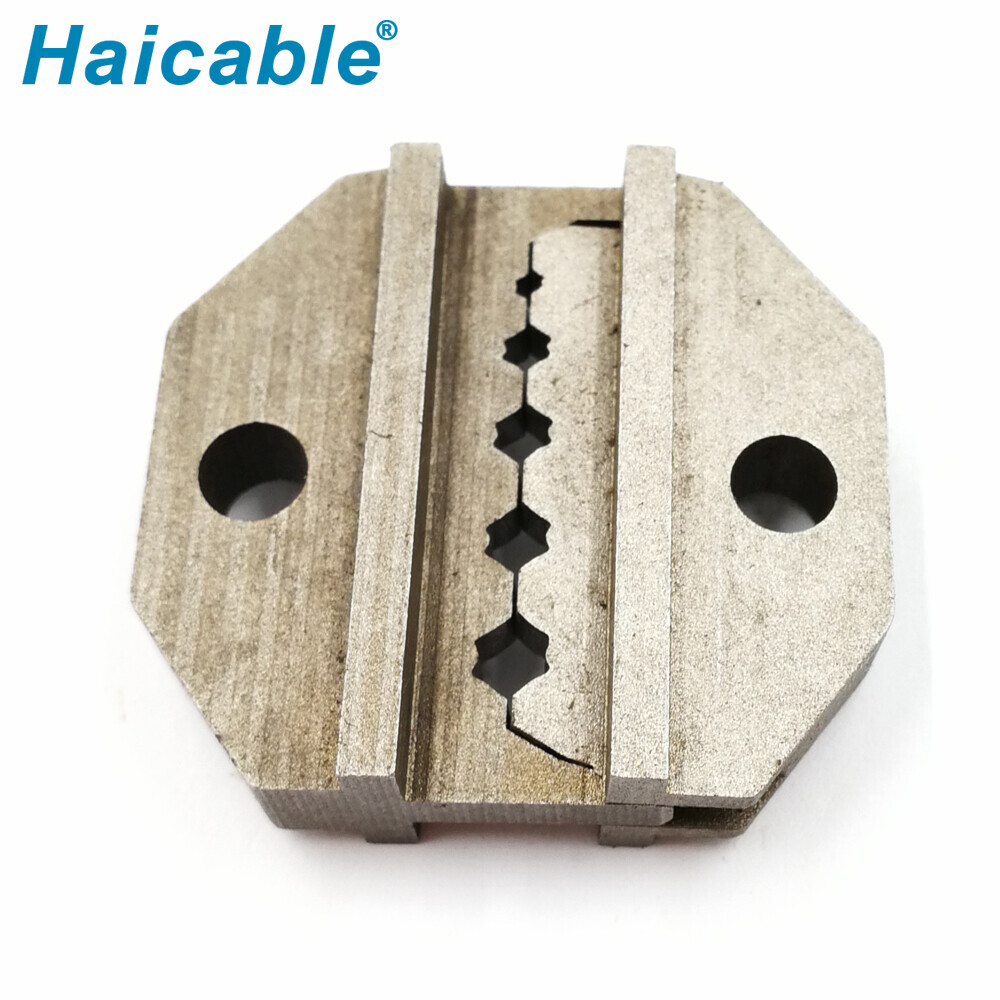 Aerolíneas de enchufes de contacto girados 156 troqueles Aerolíneas de enchufes de contacto girados 156 troqueles