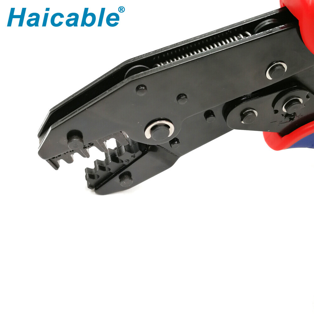 Herramientas de crimpado para fundas terminales y terminales aislados LXN-04B