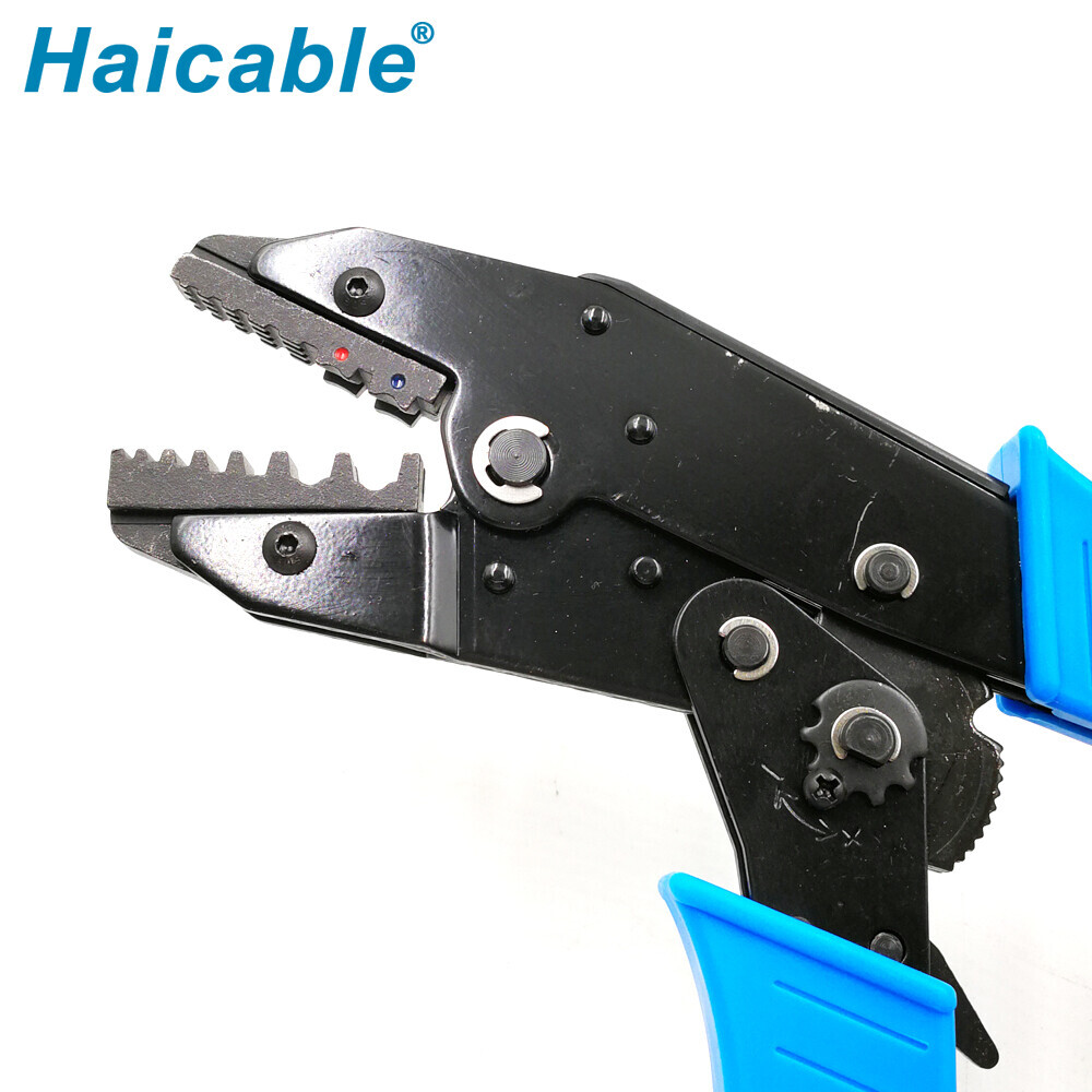 Herramientas de crimpado para fundas terminales y terminales aislados LX-06WF2C