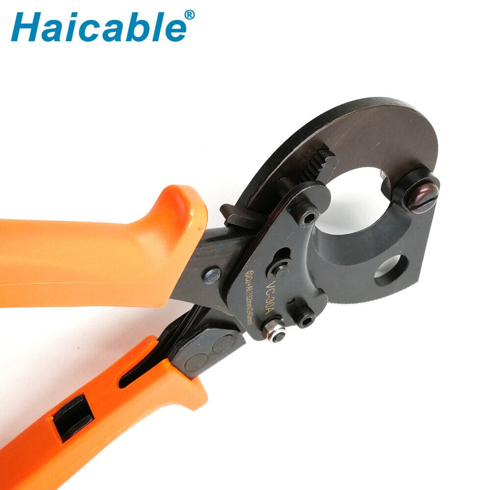 Cortacables VC-30A para cables Cu/Al de hasta Ø32 mm