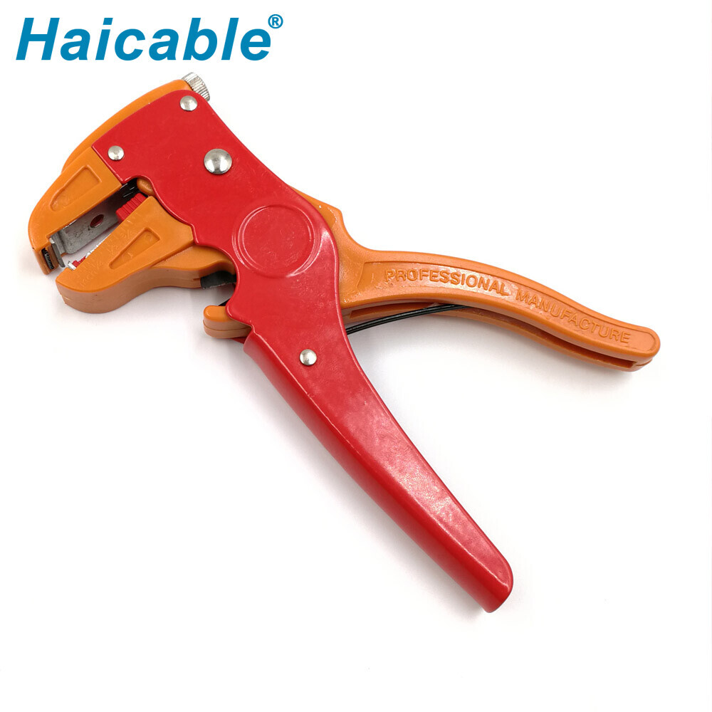 Pelado de cables de hasta 6mm² LX-700D