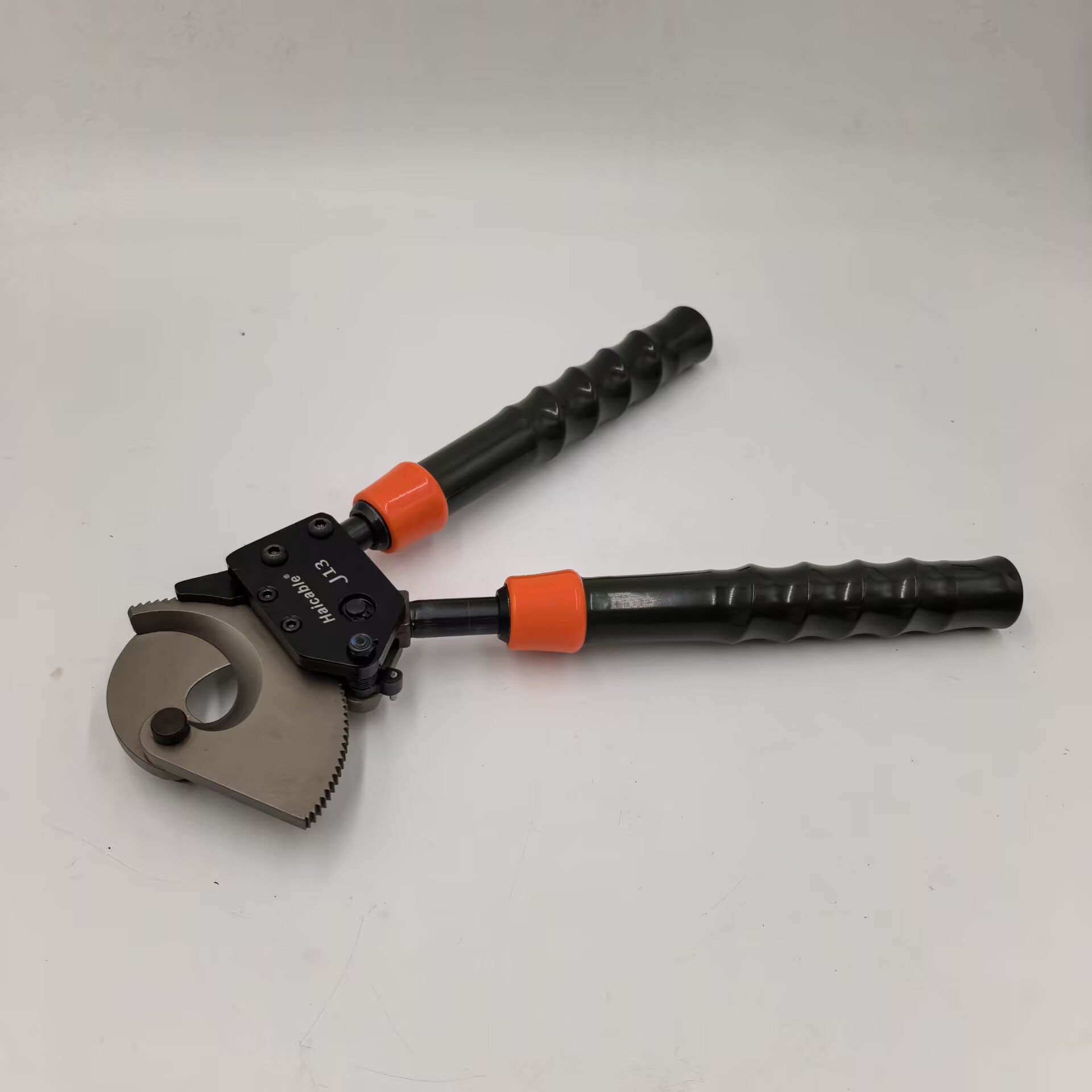 Cortador de alambre de acero trenzado de 150mm² máx. J13