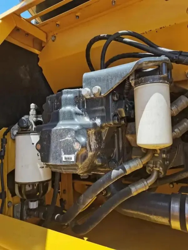 Pelle Komatsu PC200 d'occasion