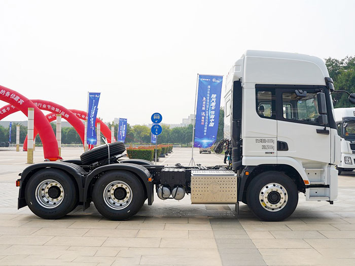 Camion tracteur Shacman X5000 6x4