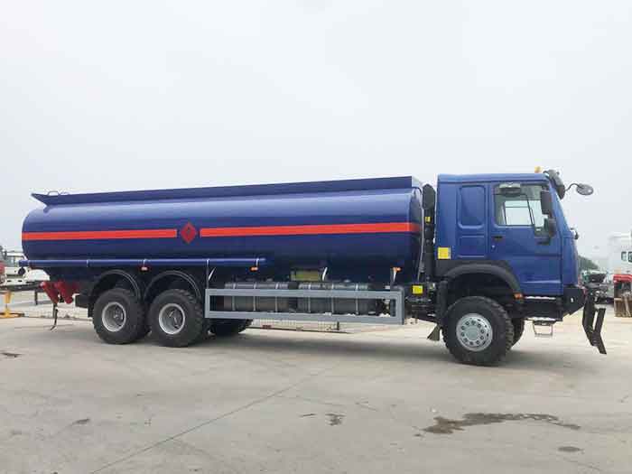 Sinotruk Howo 371HP 6x4 Camion citerne