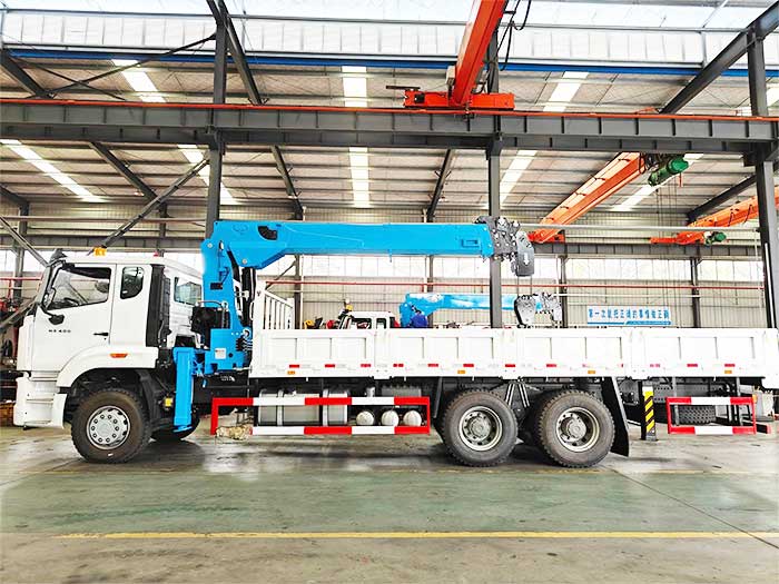 Howo NX Camion Grue Élévatrice