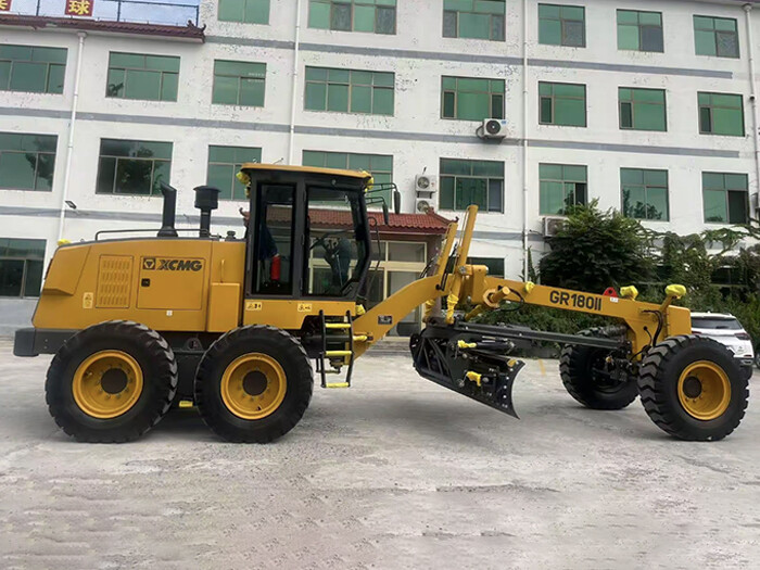 NOUVEAU Niveleuse GR180 XCMG