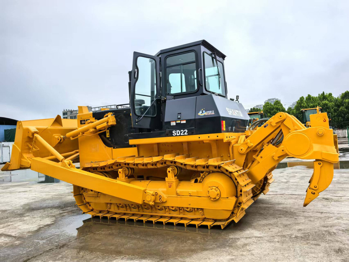 Shantui SD22 Bulldozer (2)