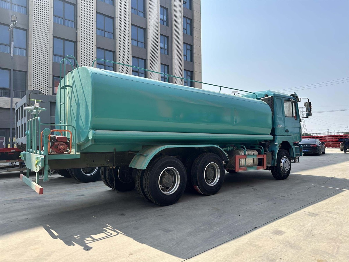 Shacman F3000 Water Tanker Truck