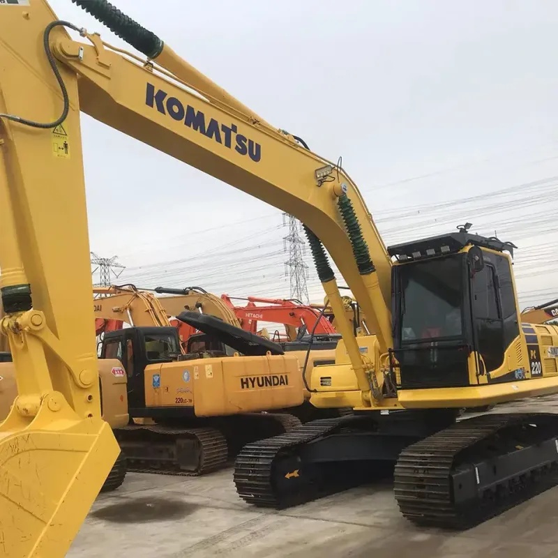 Excavadora usada Komatsu PC220