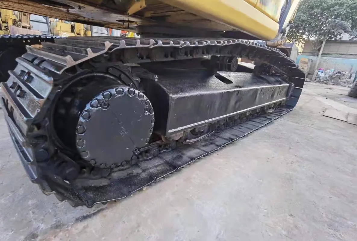 Excavadora usada Komatsu PC220