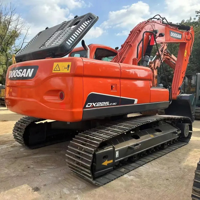 Excavadora usada Doosan DX225