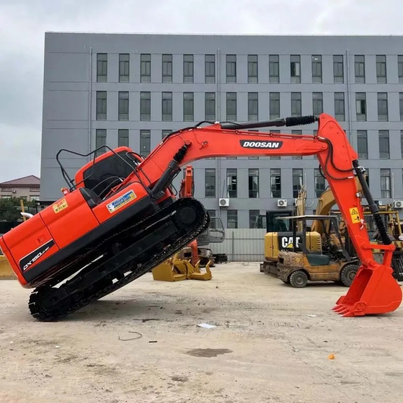 Excavadora Doosan DX150 usada
