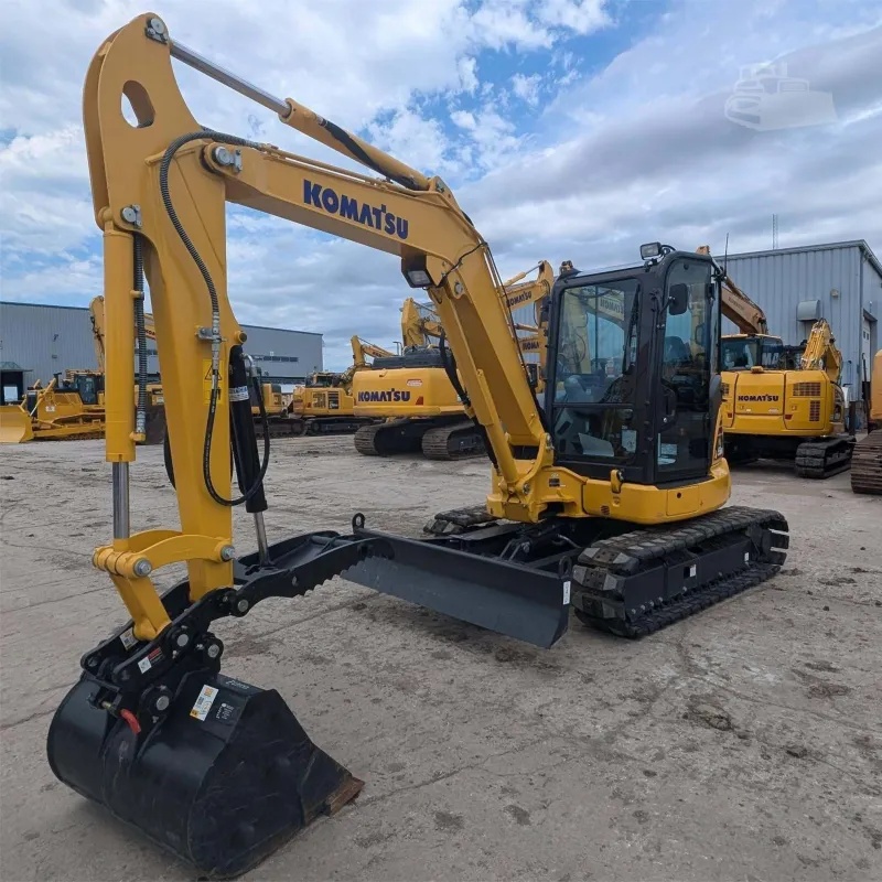 Excavadora Komatsu PC55 Usada