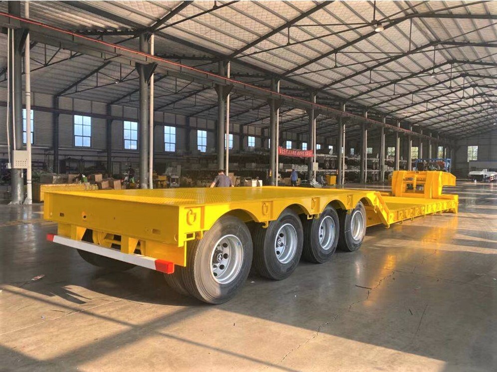 RGN 4 ejes Lowboy Trailer