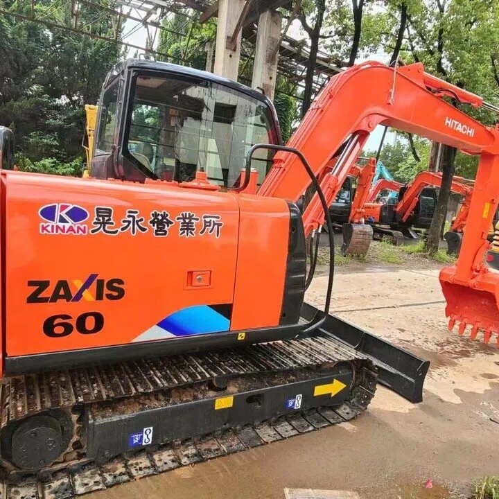 Excavadora Hitachi EX60 ZX60 usada