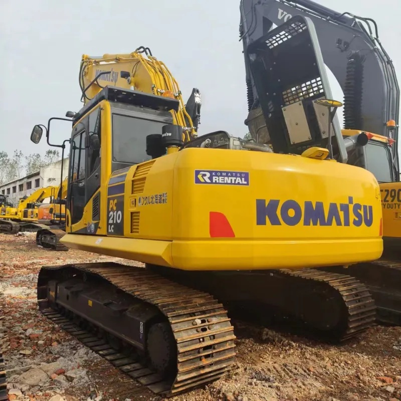 Excavadora Komatsu PC210 Usada