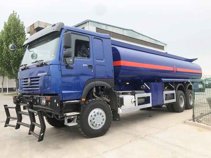 Sinotruk Howo 371HP 6x4 Camión Cisterna