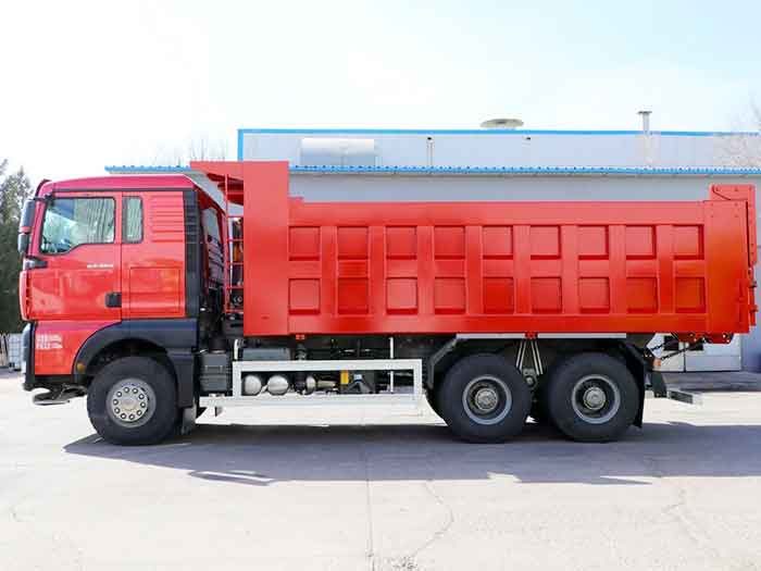 Sinotruk SITRAK G7 6X4 Camión volquete