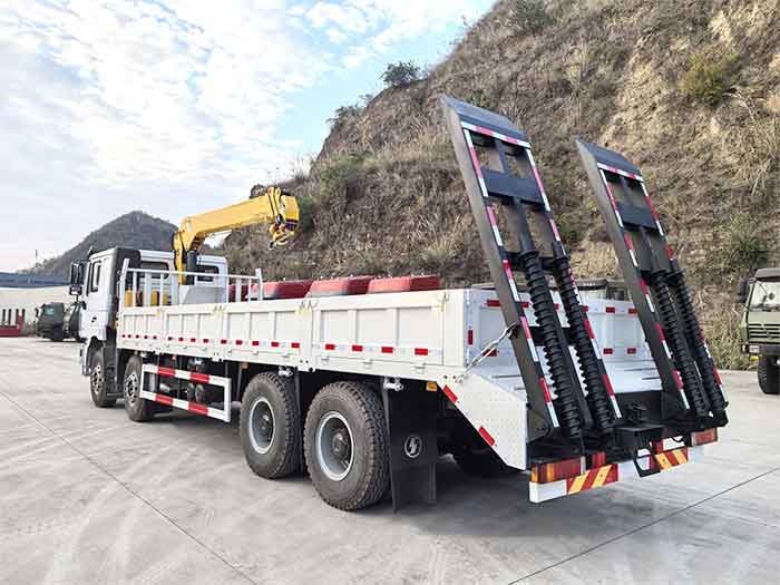 Grúa montada en camión Shacman F3000