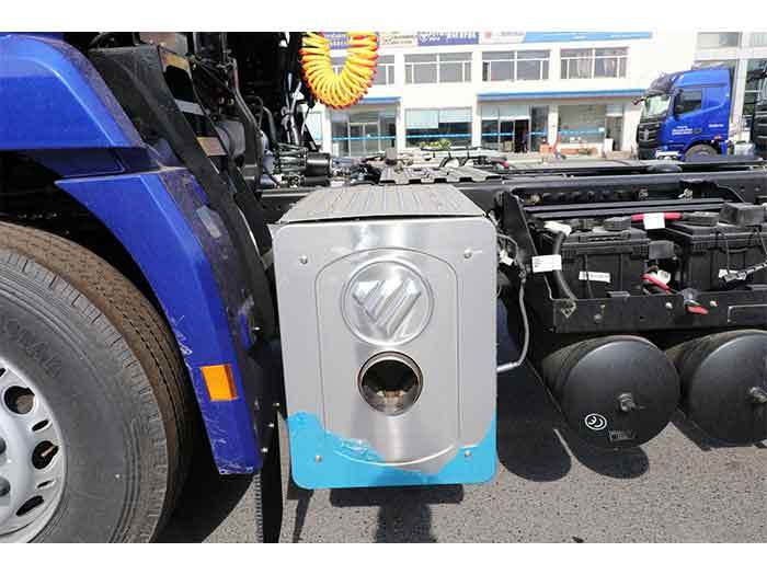 Foton ETX 6x4 Truck Tractor