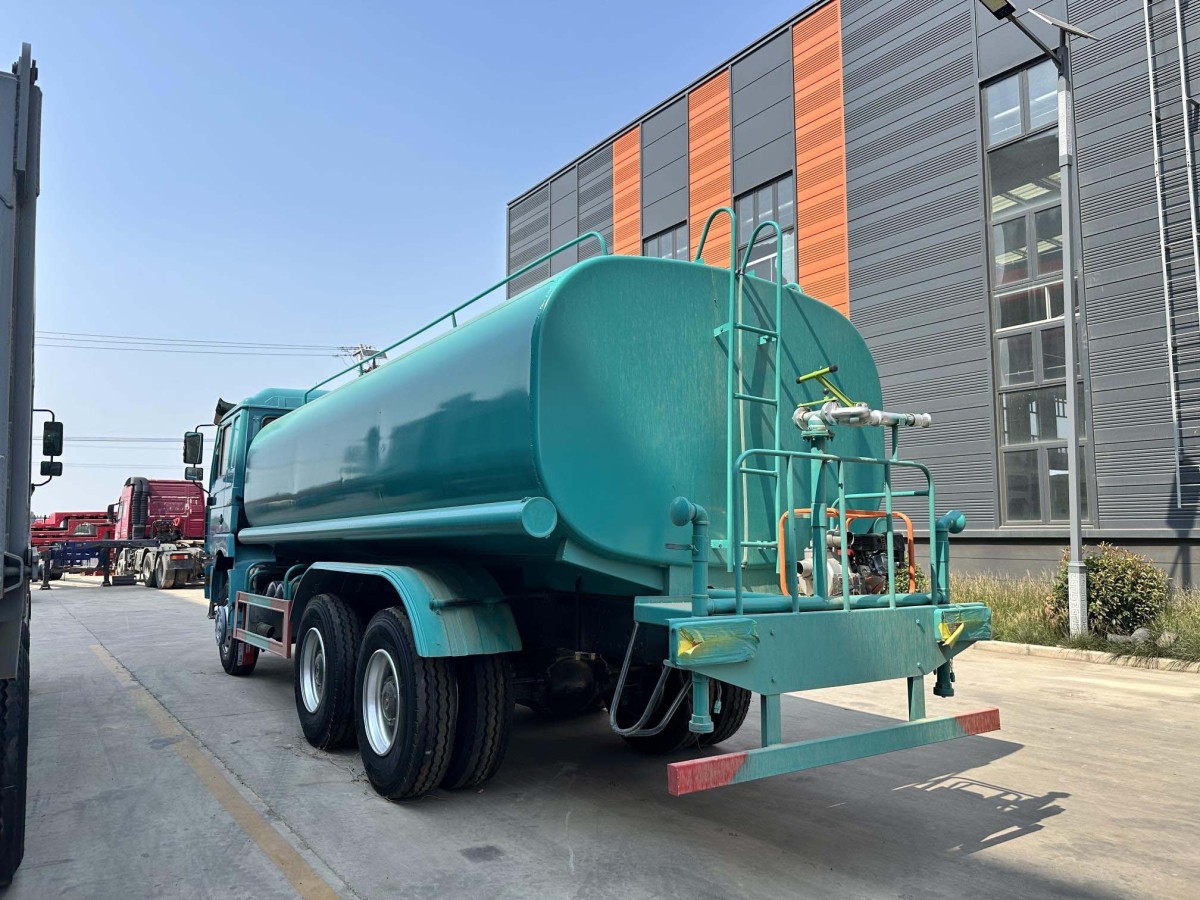 Shacman F3000 Water Tanker Truck